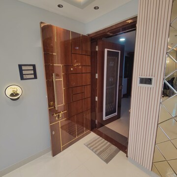 Room in 2 BHK Apartment at Omkar Alta Monte, Malad East – for Sale
