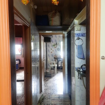 Building Lobby in 1.5 BHK Builder Floor at Dombivli East – for Sale