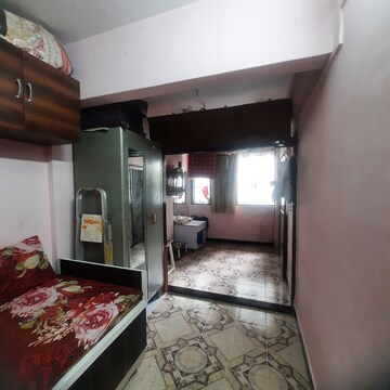Kitchen in 1.5 BHK Builder Floor at Dombivli East – for Sale