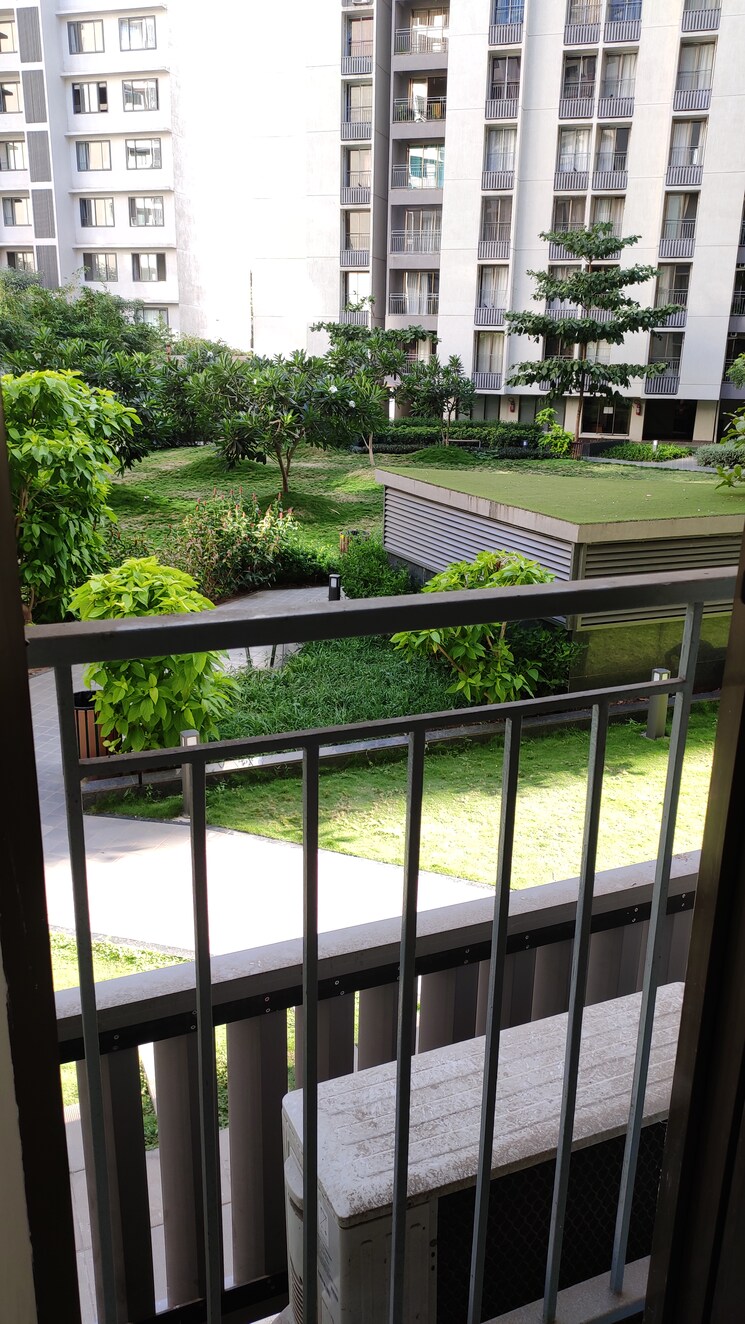 Balcony, milind-mahalaxmi-tower 2 Bedroom 670 Sq.Ft. Apartment In Amboli Mumbai 7434309