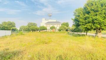  Plot For Sale in DLF Central Square, New Chandigarh
