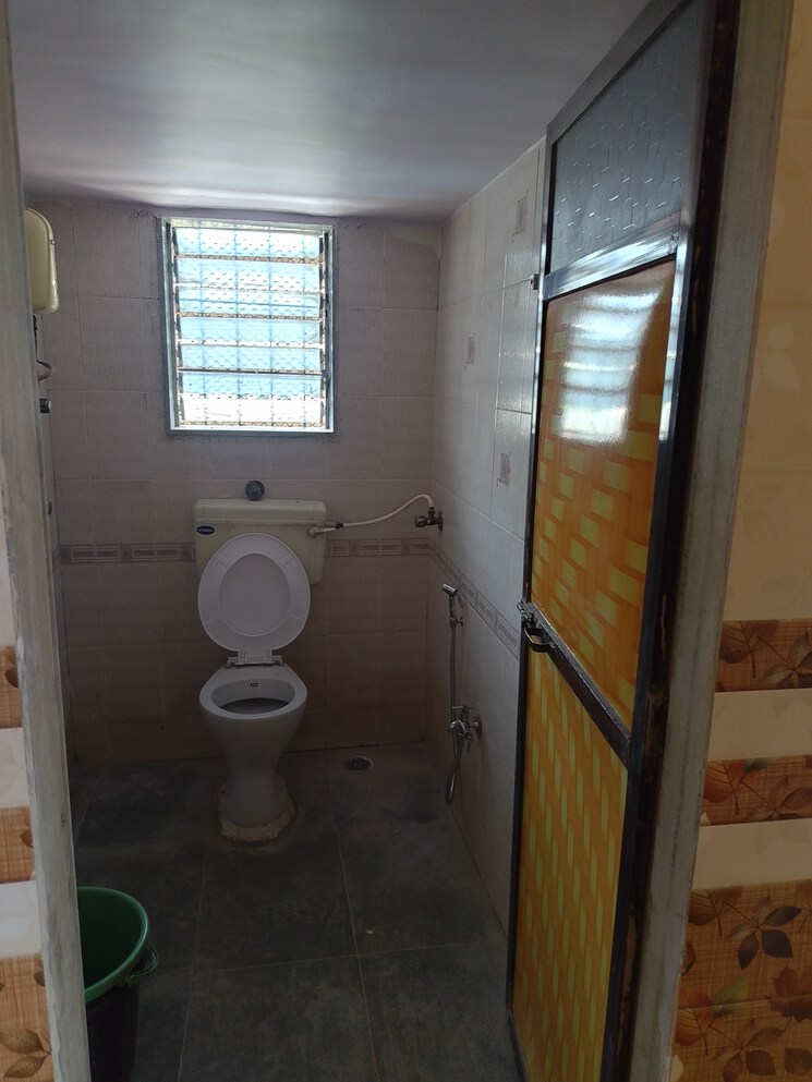 Bathroom, sai-vihar-chs-kalwa 2 Bedroom 775 Sq.Ft. Apartment In Kalwa Thane 7434637