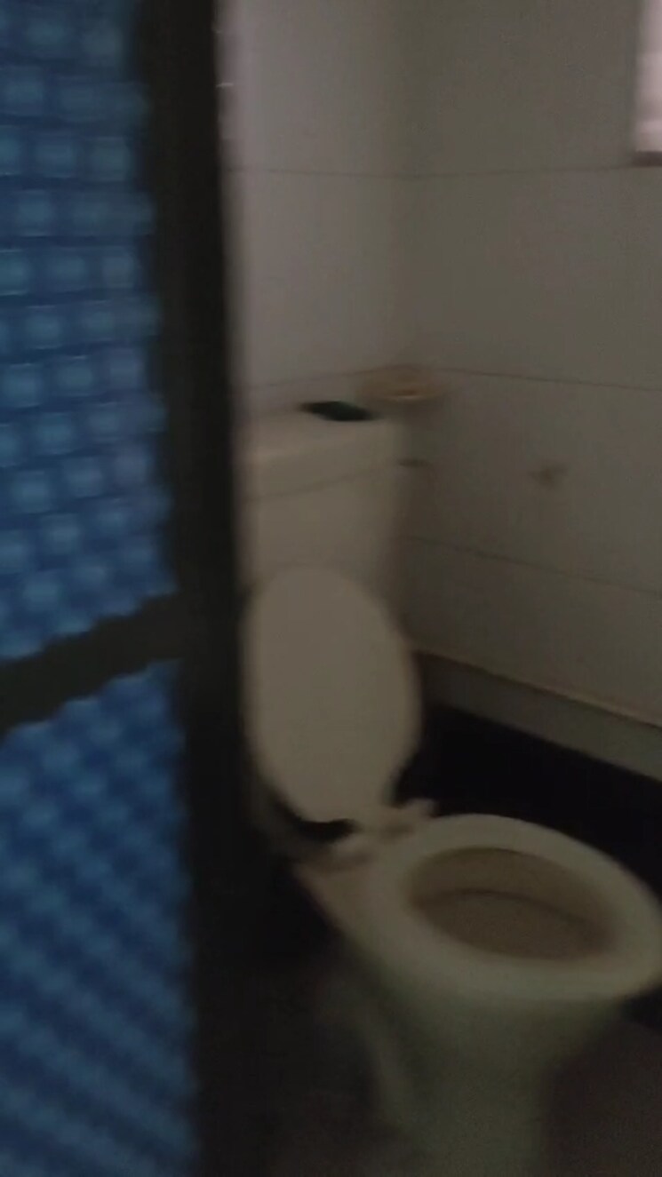 Bathroom, shantinagar-chs 3 Bedroom 650 Sq.Ft. Apartment In Mira Road Thane 7434518