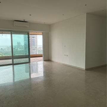 Room in 3 BHK Apartment at Lokhandwala Minerva Mahalaxmi, Delisle Road – for Sale