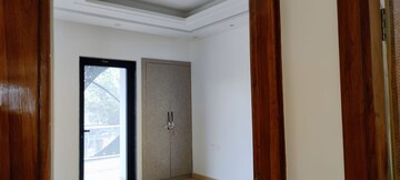 Room in 3 BHK Builder Floor at BPTP Parkland Pride, Sector 77 – for Sale