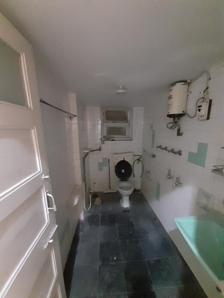 Bathroom, sneh-sadan-apartments 1 Bedroom 370 Sq.Ft. Apartment In Colaba Mumbai 7434945