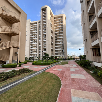 2 BHK Apartment – Exterior View View at BPTP Discovery Park, Badauli Village - for Sale