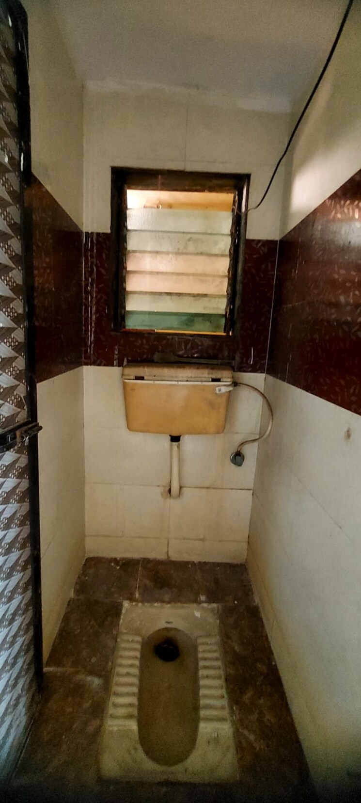 Bathroom, shree-krishna-darshan 1 Bedroom 585 Sq.Ft. Apartment In Kalwa Thane 7435290