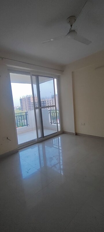 Room in 3 BHK Apartment at Amolik Sankalp, Sector 85 – for Sale