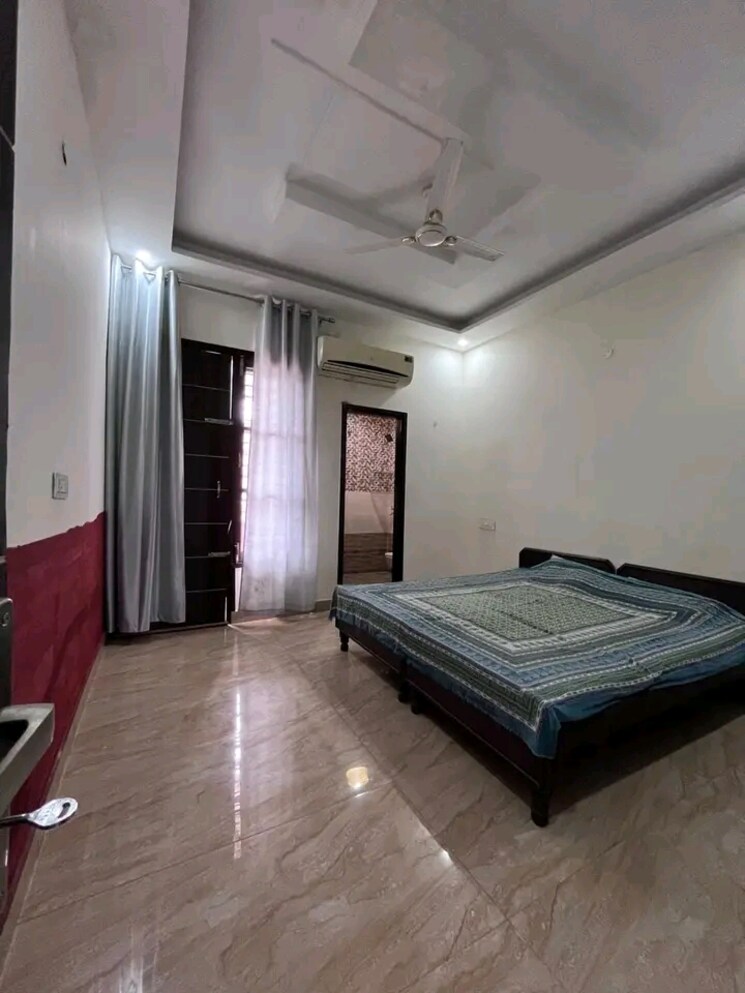 Bedroom, kharar mohali road 3 Bedroom 152 Sq.Yd. Builder Floor In Kharar Mohali Road Kharar 7435674