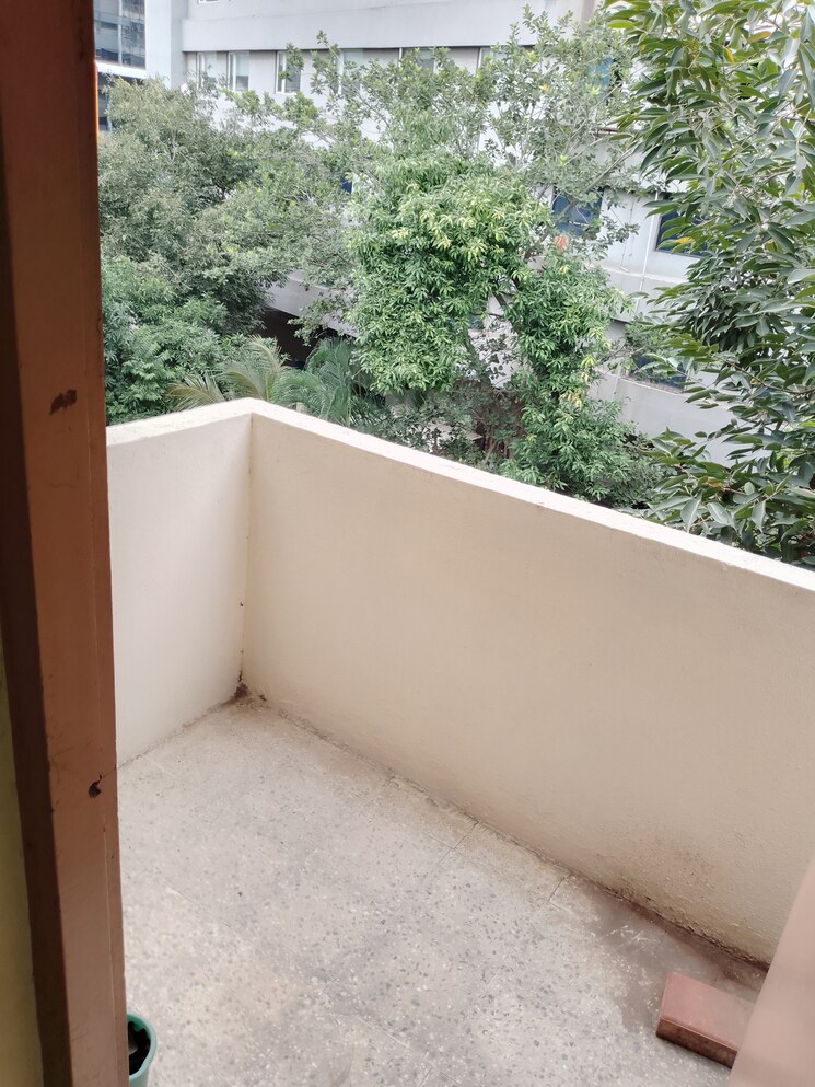 Balcony, golf-residency-yerawada 1 Bedroom 550 Sq.Ft. Apartment In Yerawada Pune 7435292