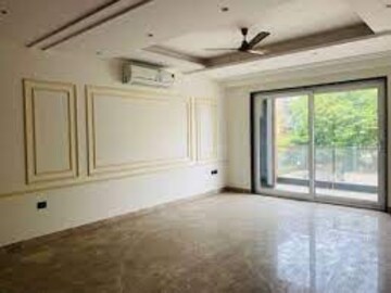 Room in 4 BHK Villa at Emaar Marbella, Sector 66 – for Sale