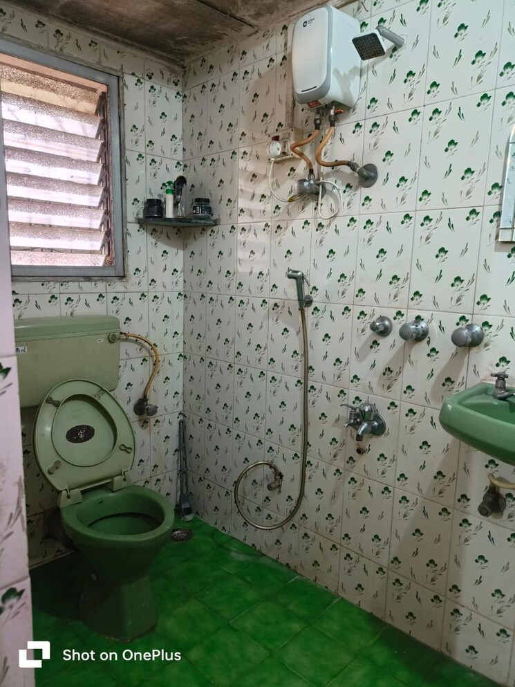 Bathroom, anubhav-chs 2 Bedroom 950 Sq.Ft. Apartment In Kopar Khairane Navi Mumbai 7436072