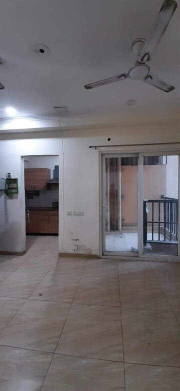 Room in 3 BHK Apartment at SKA Greenarch, Sector 16b Greater Noida – for Sale