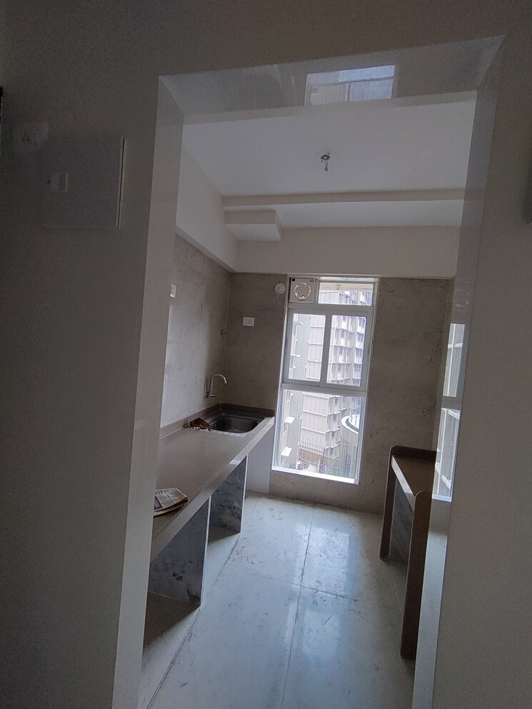 Bathroom, dosti-oro-67 1 Bedroom 480 Sq.Ft. Apartment In Kandivali West Mumbai 7436208
