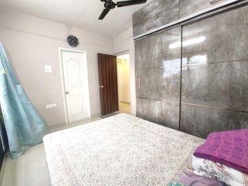 Bedroom in 3 BHK Apartment at Nerul – for Sale