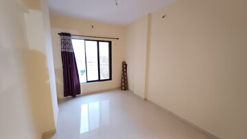 Room in 2 BHK Apartment at Solitaire CHS Virar East, Virar East – for Rent