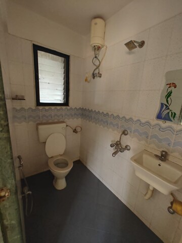 Master Bedroom in 3 BHK Apartment at Neelsidhi Paradise, Nerul – for Sale