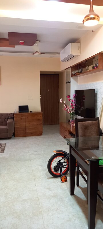 Parking in 1 BHK Apartment at Lodha Amara, Kolshet Road – for Sale