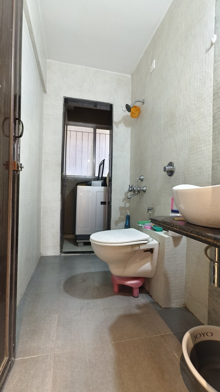Bathroom, kores-tower 2 Bedroom 1150 Sq.Ft. Apartment In Vartak Nagar Thane 7437055