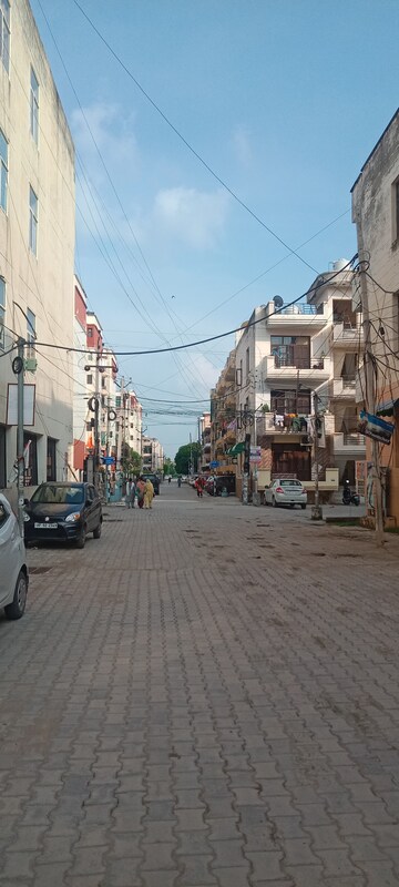  Showroom – Exterior View View at Peer Mucchalla - for Sale