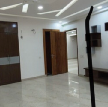 Building Lobby in 4 BHK Builder Floor at Vipul World Floors, Sector 48 – for Sale