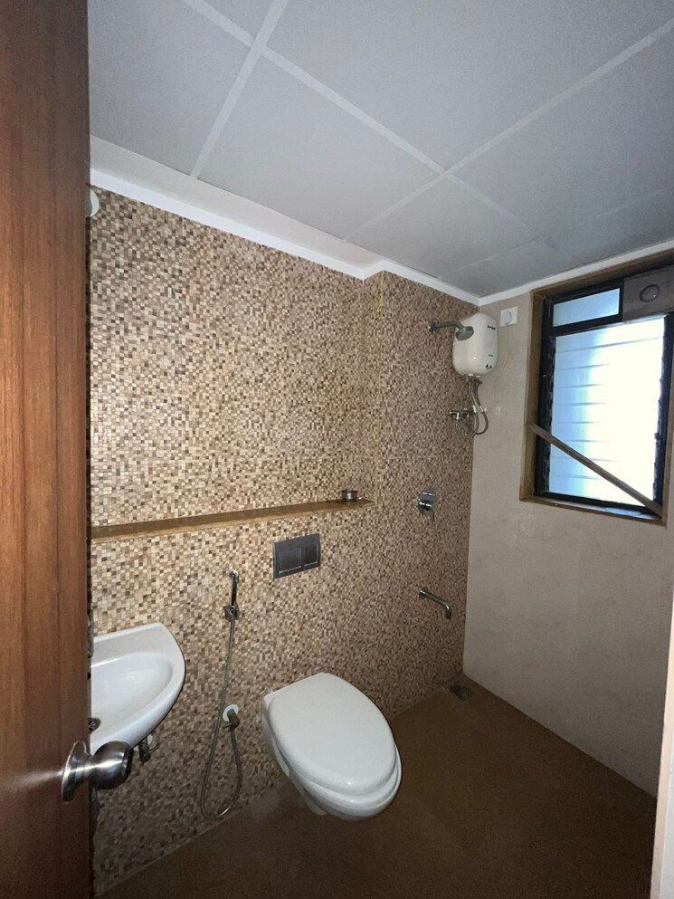Bathroom, lodha-palava-city 1 Bedroom 656 Sq.Ft. Apartment In Dombivli East Thane 7437726