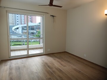 Room in 4 BHK Apartment at The 3C Lotus Panache, Sector 110 – for Rent