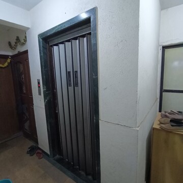 2 BHK Apartment For Sale in Goregaon East