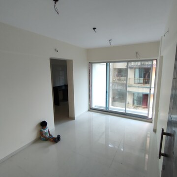 Room in 1 BHK Apartment at Skytech Neelkanth Darshan, Kamothe – for Sale
