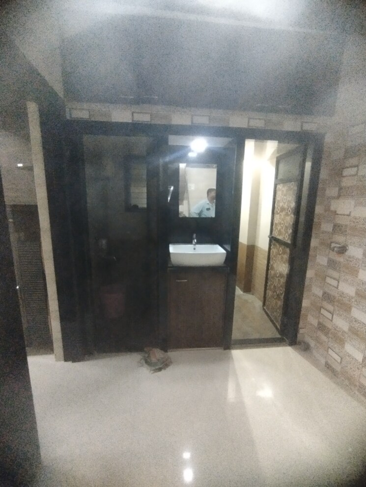 Room, dahisar east 1 Bedroom 500 Sq.Ft. Apartment In Dahisar East Mumbai 7439232