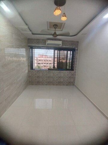 1 BHK Apartment For Resale in Dahisar East Mumbai  7439232