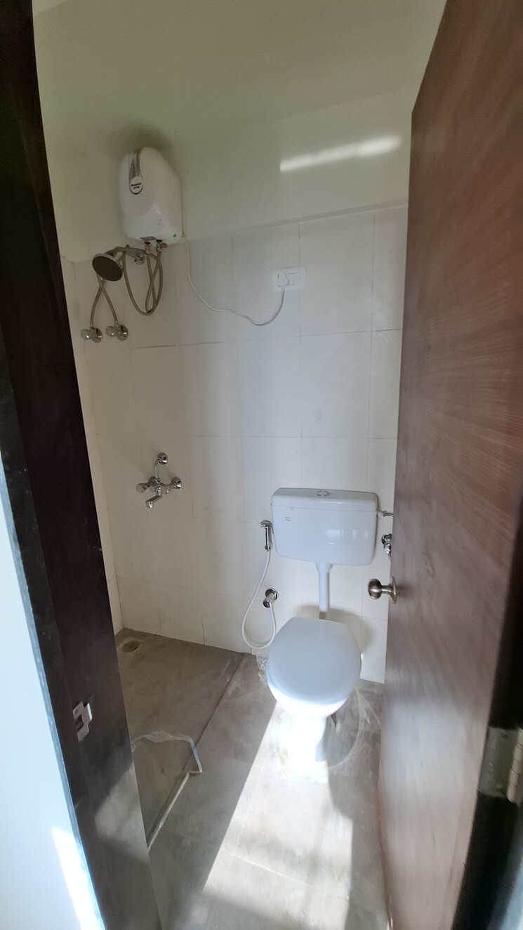 Bathroom, mx-pinnacle 1 Bedroom 380 Sq.Ft. Apartment In Lalbaug Mumbai 7439307