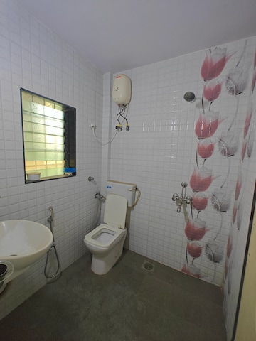 Bathroom in 2 BHK Apartment at Individual CHS, Seawoods – for Sale