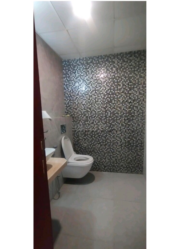 Bathroom, ajmera-i-land-treon 4 Bedroom 2467 Sq.Ft. Apartment In Wadala East Mumbai 7439496