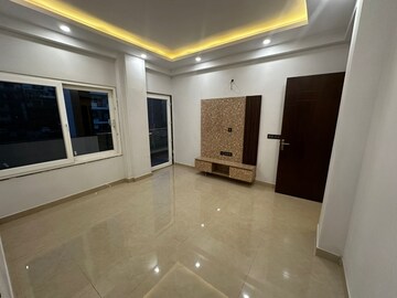 Bedroom in 4 BHK Builder Floor at Sector 57 – for Sale