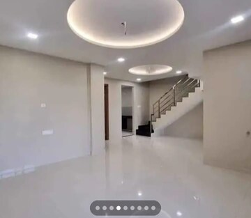 Room in 3 BHK Villa at Shankar Nagar – for Sale