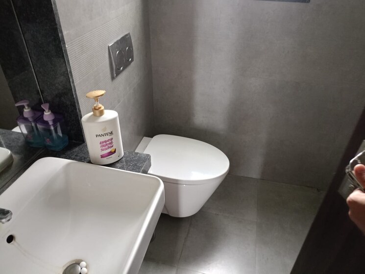 Bathroom, sai-miracle 2 Bedroom 899 Sq.Ft. Apartment In Rahatani Pune 7439852