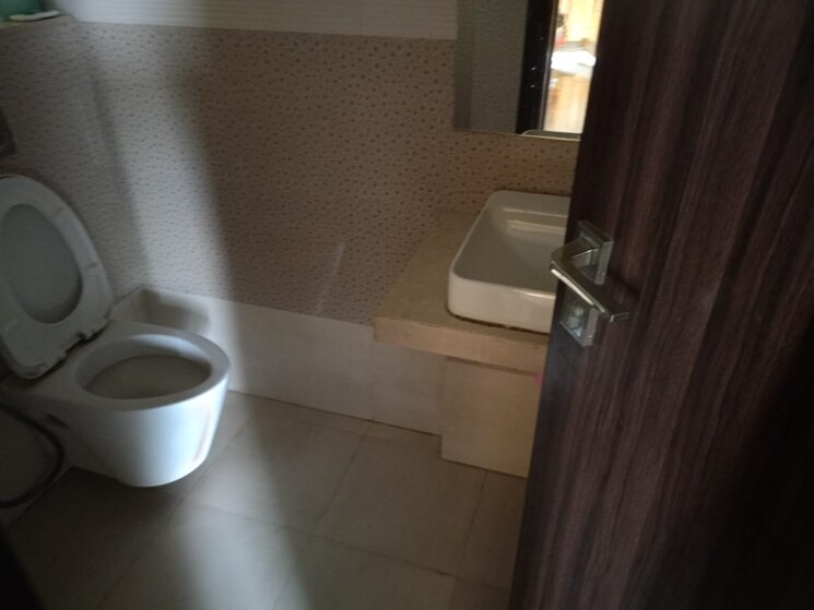 Bathroom, sai-miracle 2 Bedroom 899 Sq.Ft. Apartment In Rahatani Pune 7439852