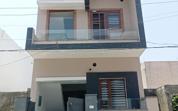 3 BHK Independent House For Sale in Sector 8