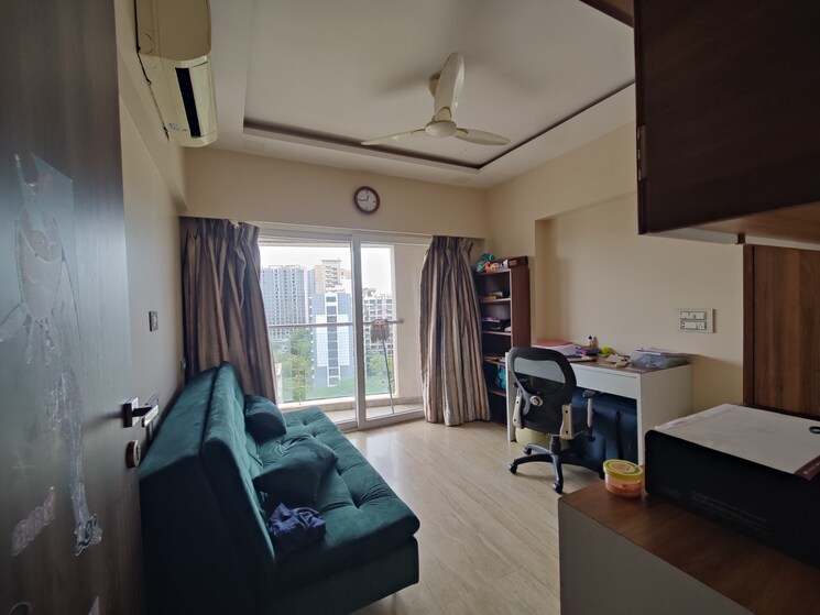 Team Area, sabari-ashville 4 Bedroom 2800 Sq.Ft. Apartment In Chembur Mumbai 7440236