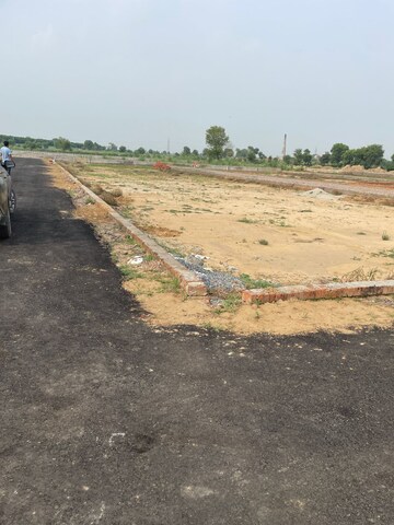 Plot Area in  Plot at Dhoom Manikpur – for Sale