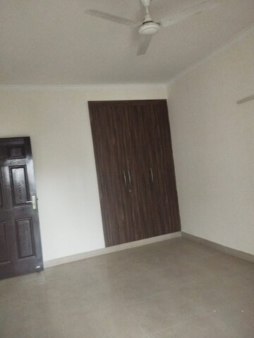 Room in 2 BHK Apartment at Paras Seasons, Sector 168 – for Sale