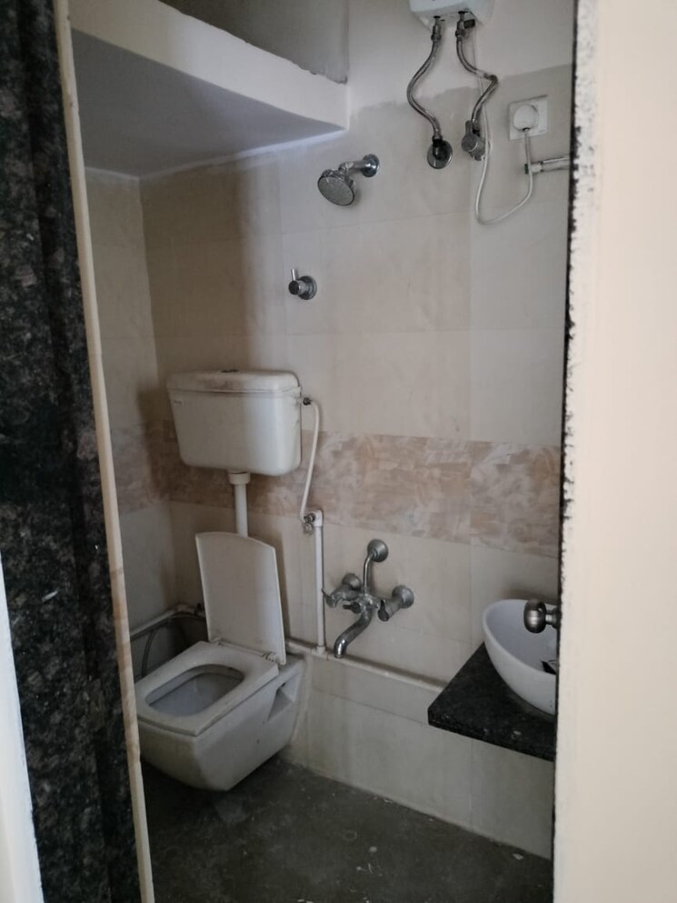 Bathroom, veena-dynasty-phase-2 1 Bedroom 431 Sq.Ft. Apartment In Vasai East Palghar 7441411
