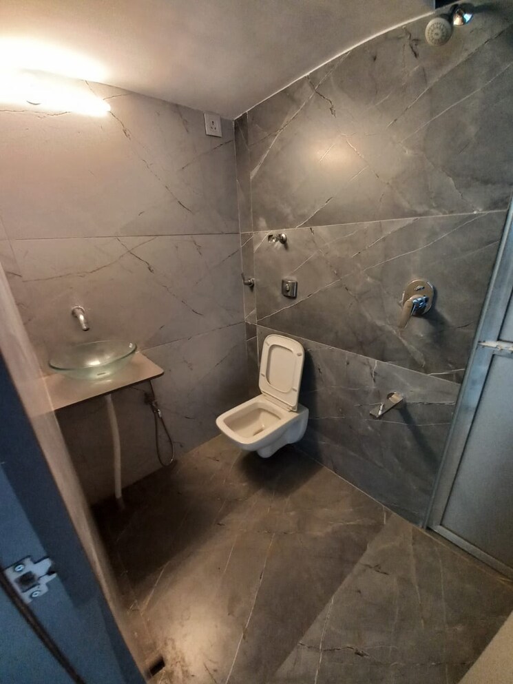 Bathroom, vishal-industrial-estate-vasai 1 Bedroom 700 Sq.Ft. Apartment In Vasai East Palghar 7441423