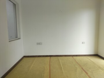 Room in 2 BHK Builder Floor at Ace Palm Floors, Sector 89 – for Sale