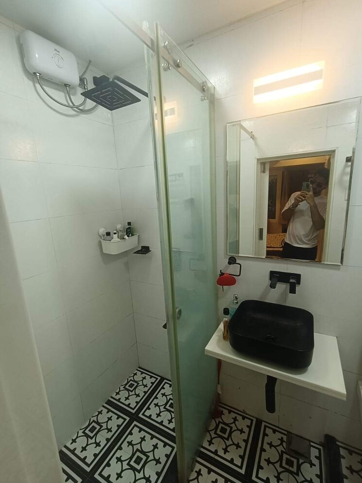 Bathroom, shree-chs-matunga 1 Bedroom 500 Sq.Ft. Apartment In Matunga East Mumbai 7441584