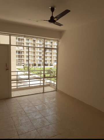 Room in 1 BHK Apartment at Breez Global Heights, Sohna Sector 33 – for Sale