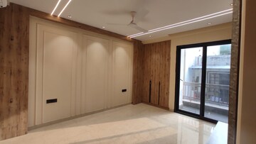 Room in 3 BHK Builder Floor at Saket – for Sale