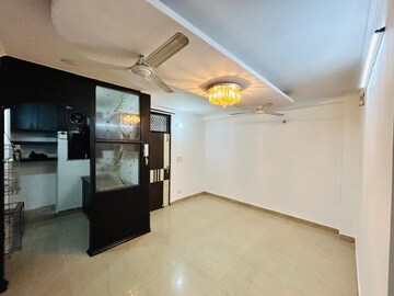 Room in 1 BHK Builder Floor at Igi Airport Area – for Sale